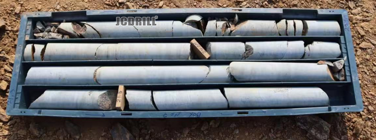 تطبيق الحفر الأساسي للماس JCDRILL في المجال الجيوتقني تطبيق الحفر الأساسي للماس JCDRILL في المجال الجيوتقني