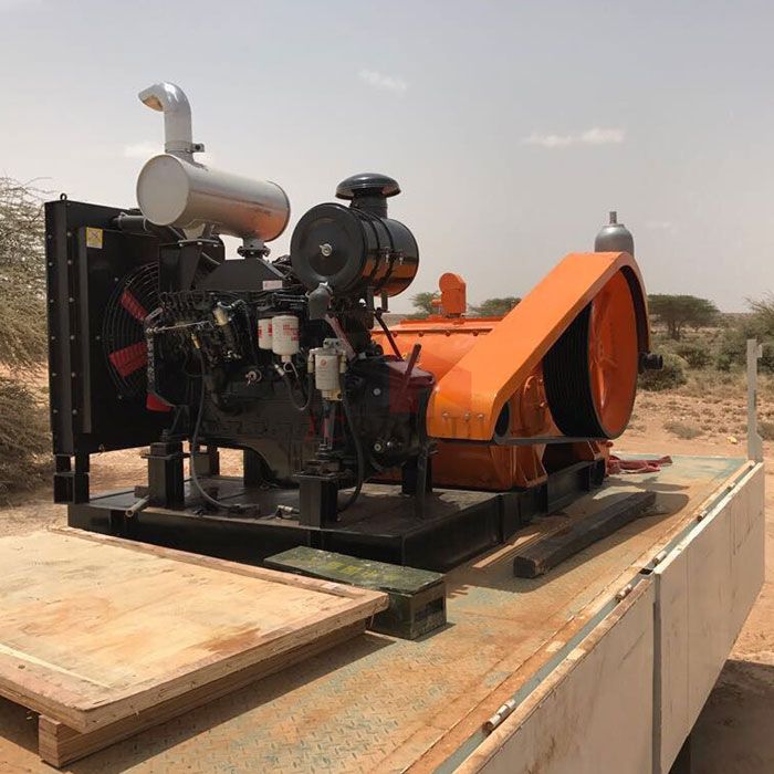 مضخة طين آبار النفط BW1500-12 المتحركة والمريحة المصنوعة من مادة البولي يوريثين