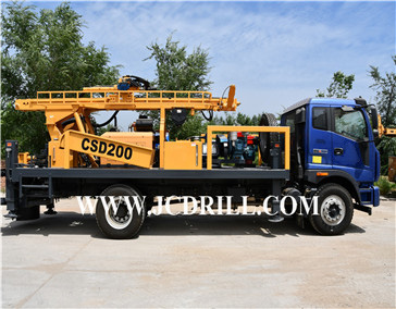 ما هي المعدات المستخدمة في حفر الآبار المائية؟