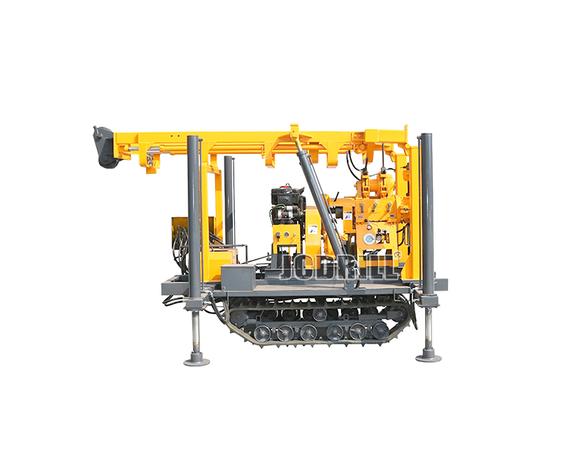 جهاز حفر الآبار المائية/الأساسية ذو الزاحف العمودي JXY200L