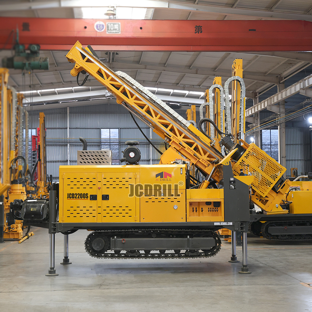 JCD2200S قلب هيدروليكي كامل سرعة الحفر السريع منصة استكشاف المعادن لحفر المنحدرات والثقوب المستقيمة