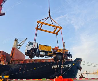 طرق الشحن لآلات حفر آبار المياه المثبتة على الشاحنات